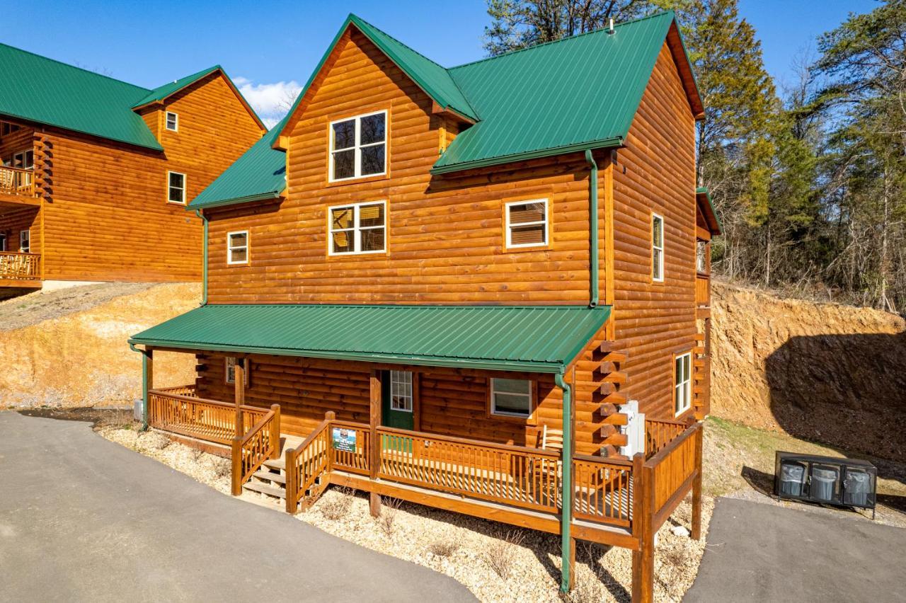 פיג'ן פורג' 5Bd5B Escape Cabin With 2 Hottubs, Thtr &Game Rm,1Mi To The Parkway! 4Mi To Dollywood - Spring Deal מראה חיצוני תמונה